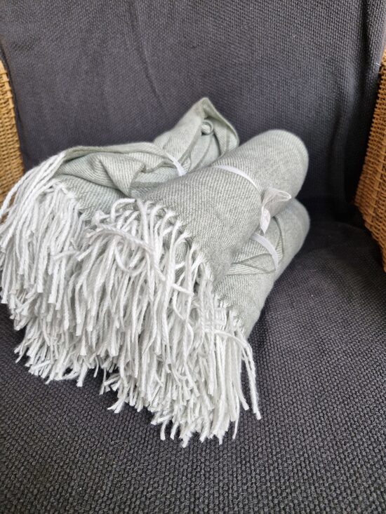 Pleds, pelēki zaļš